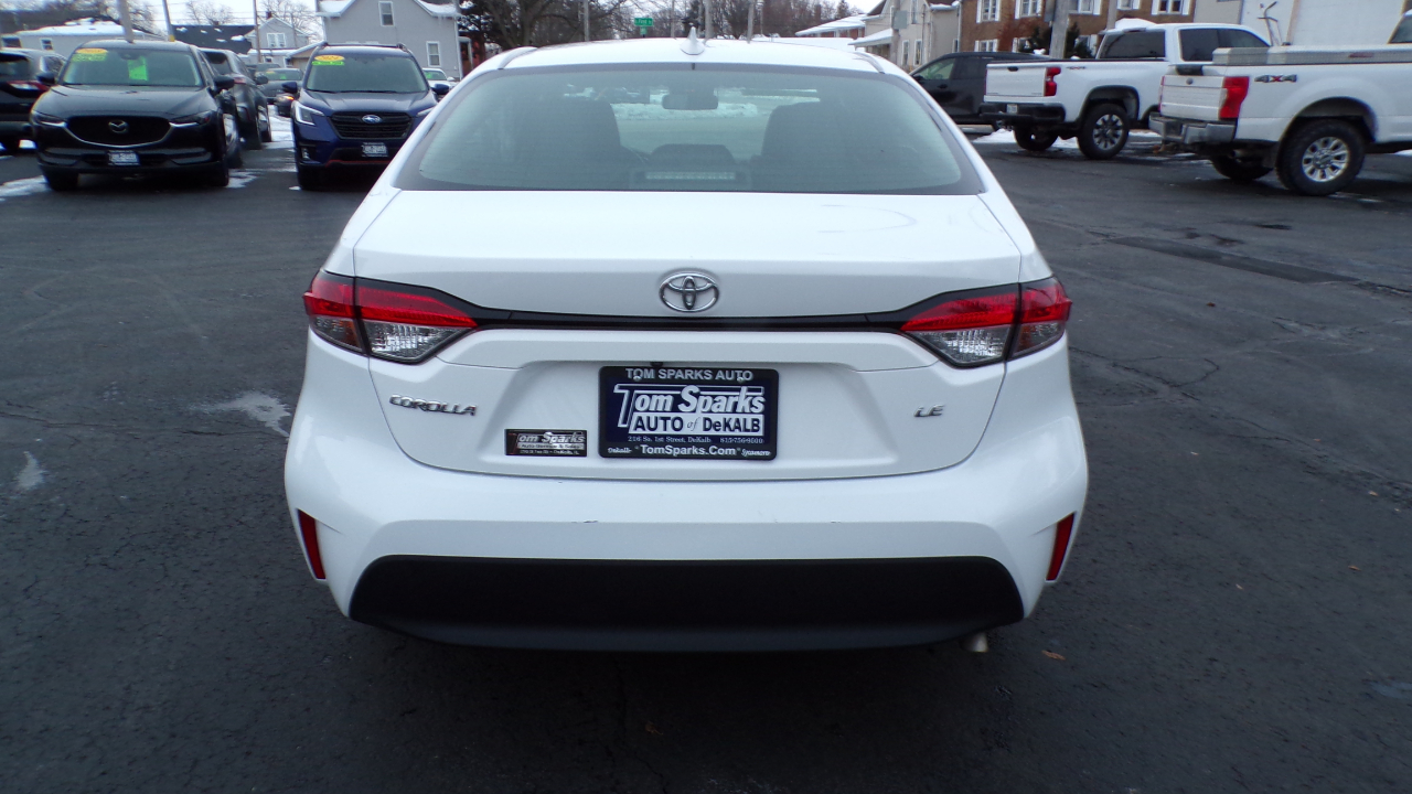 Toyota Corolla LE 2025