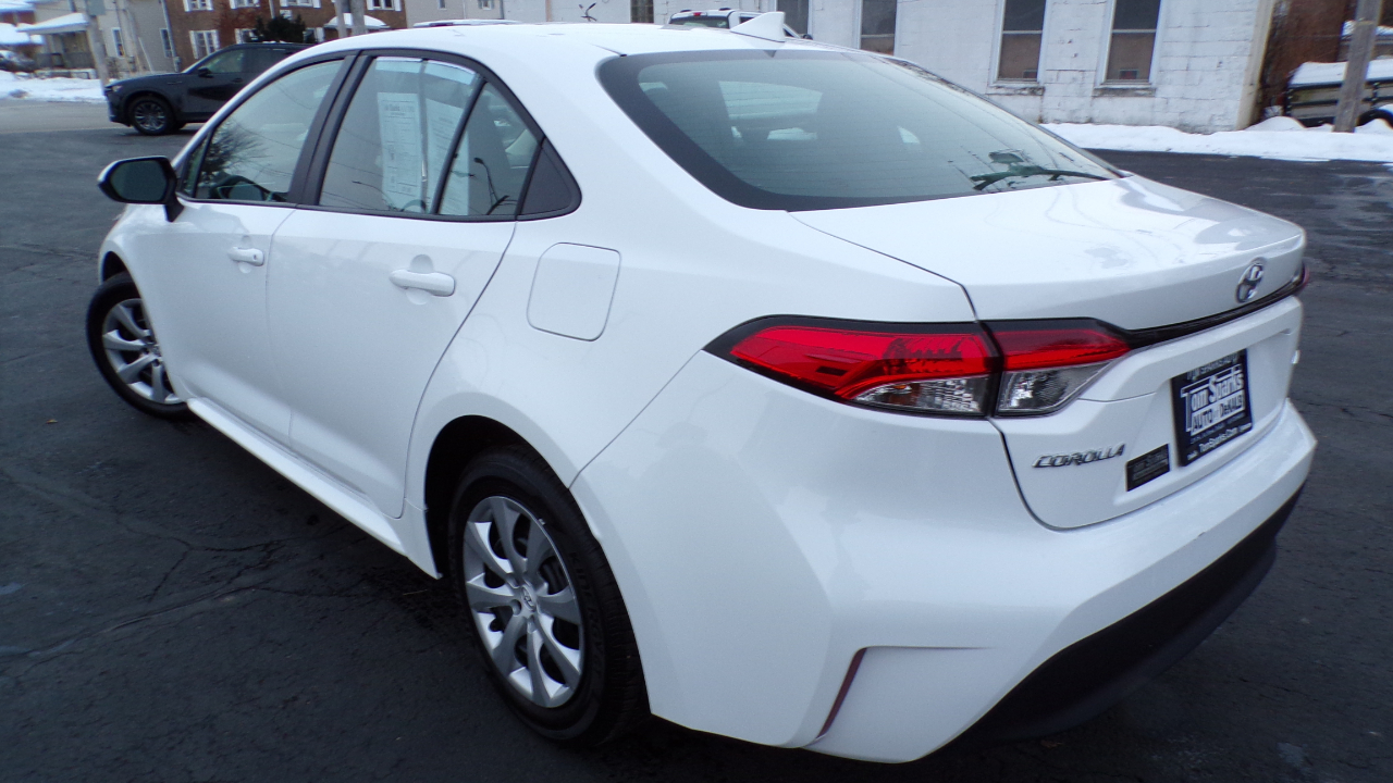 Toyota Corolla LE 2025