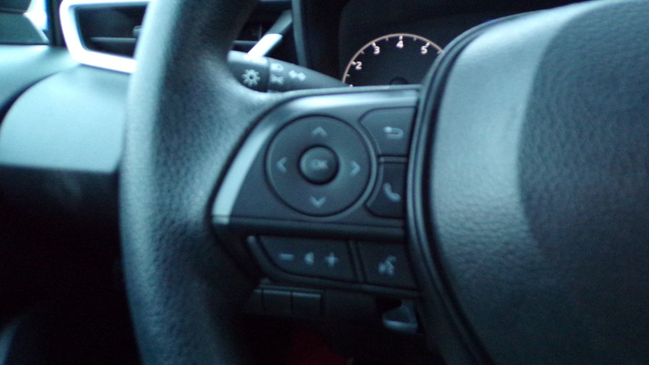 Toyota Corolla LE 2025