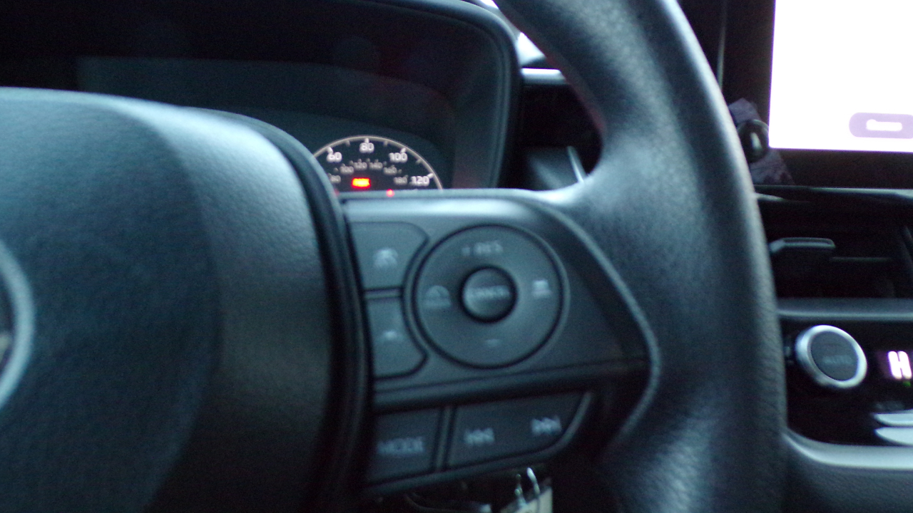 Toyota Corolla LE 2025