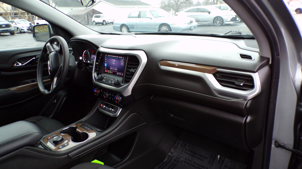 GMC Acadia AWD 4dr SLE 2023