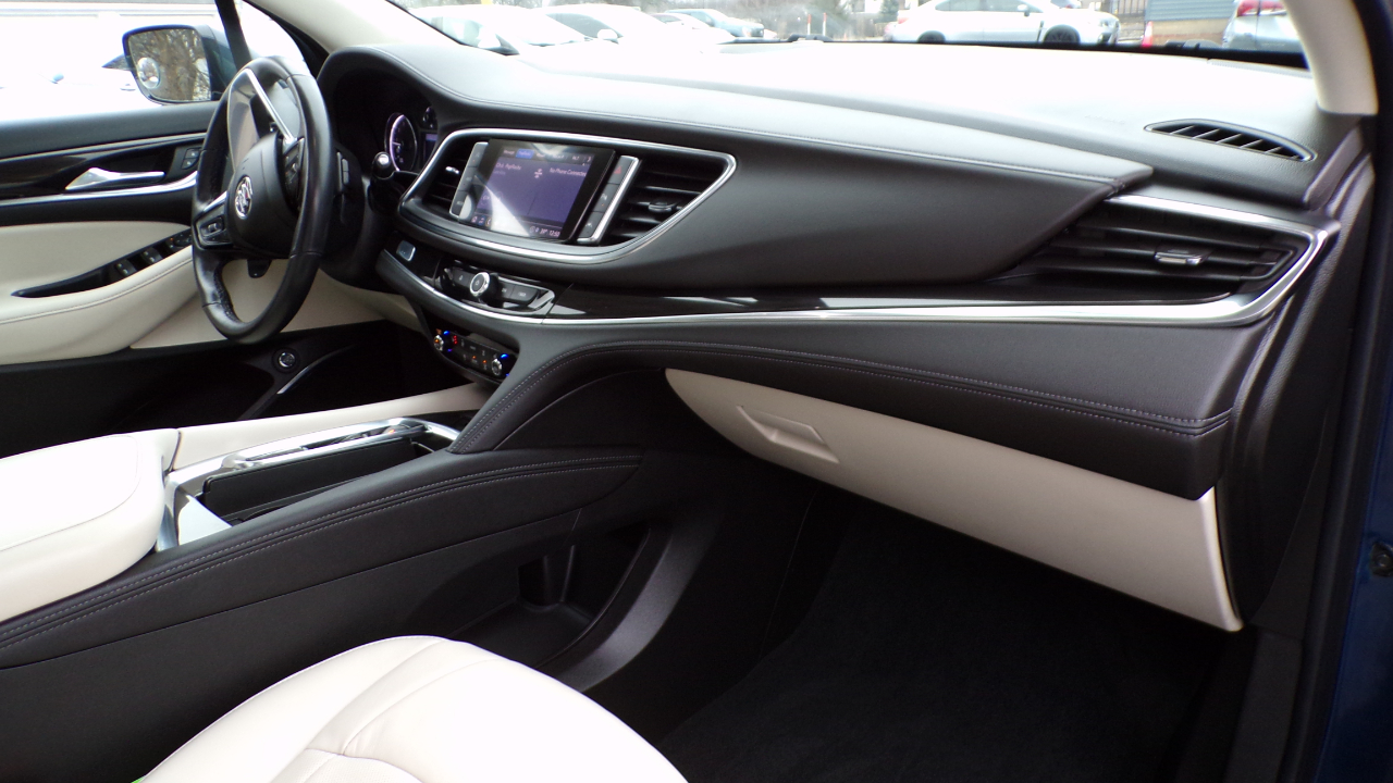 Buick Enclave AWD 4dr Essence 2023