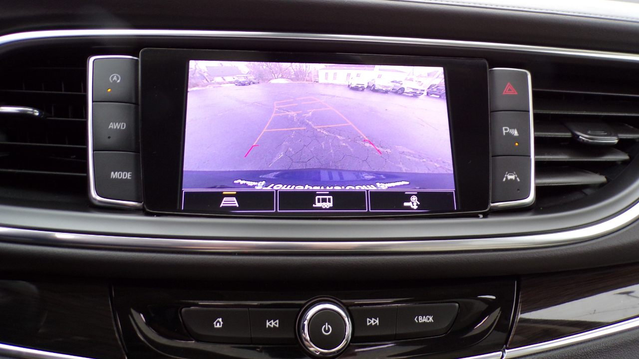 Buick Enclave AWD 4dr Essence 2023