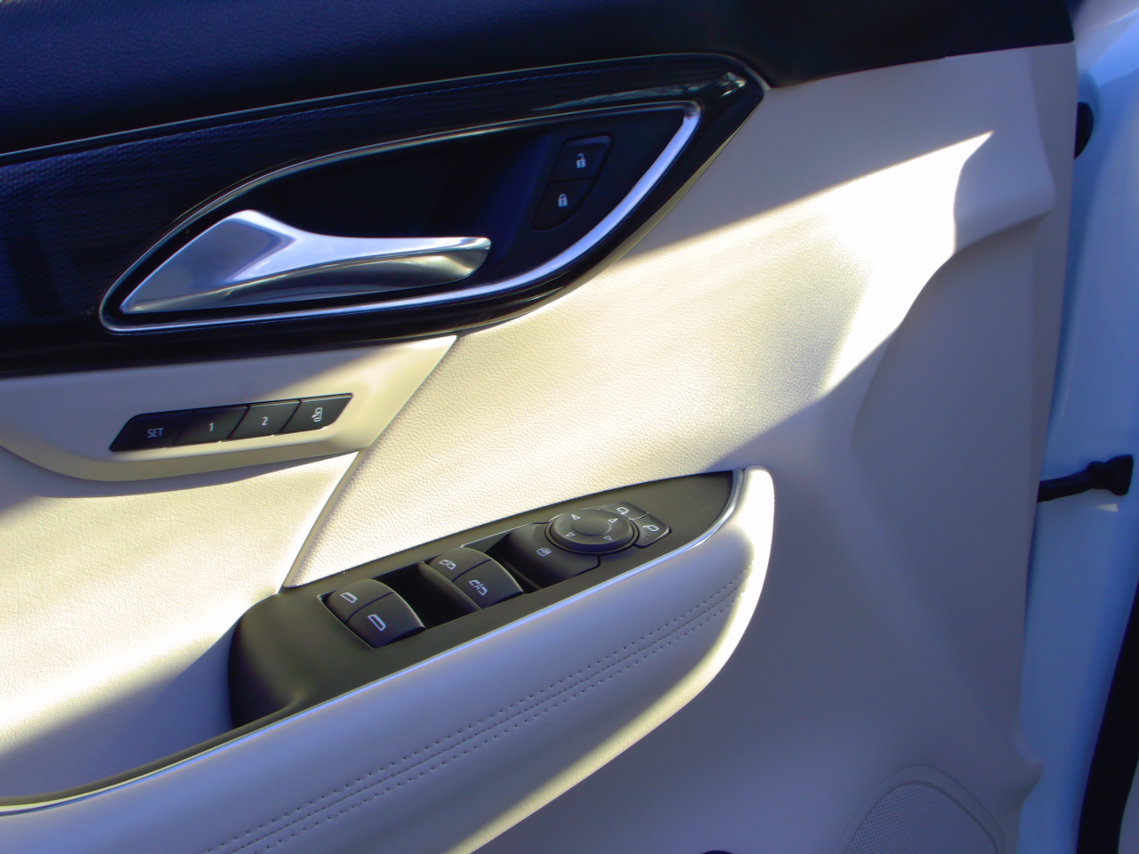 Buick Envision Essence AWD 2023