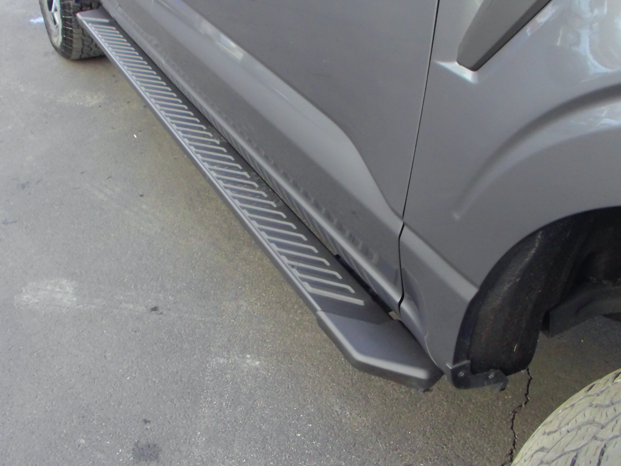 Ford F-150 XLT SuperCrew 5.5-ft. Bed 4WD 2023