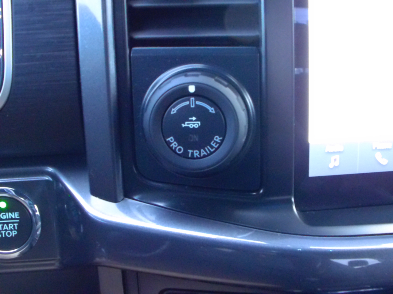 Ford F-150 XLT SuperCrew 5.5-ft. Bed 4WD 2023