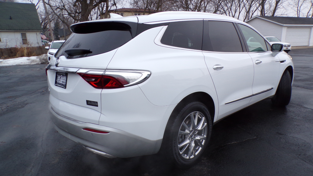 Buick Enclave Essence 2023