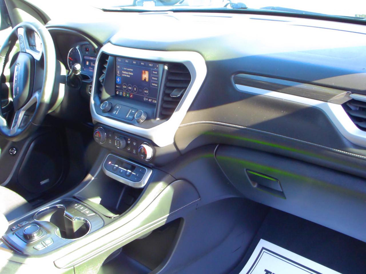 GMC Acadia FWD 4dr SLT 2023