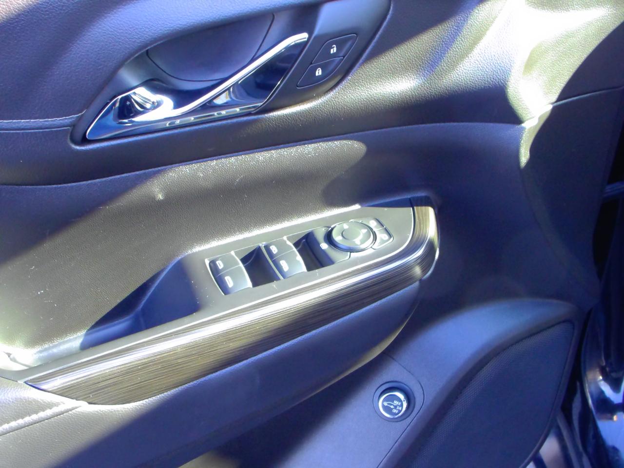 GMC Acadia FWD 4dr SLT 2023