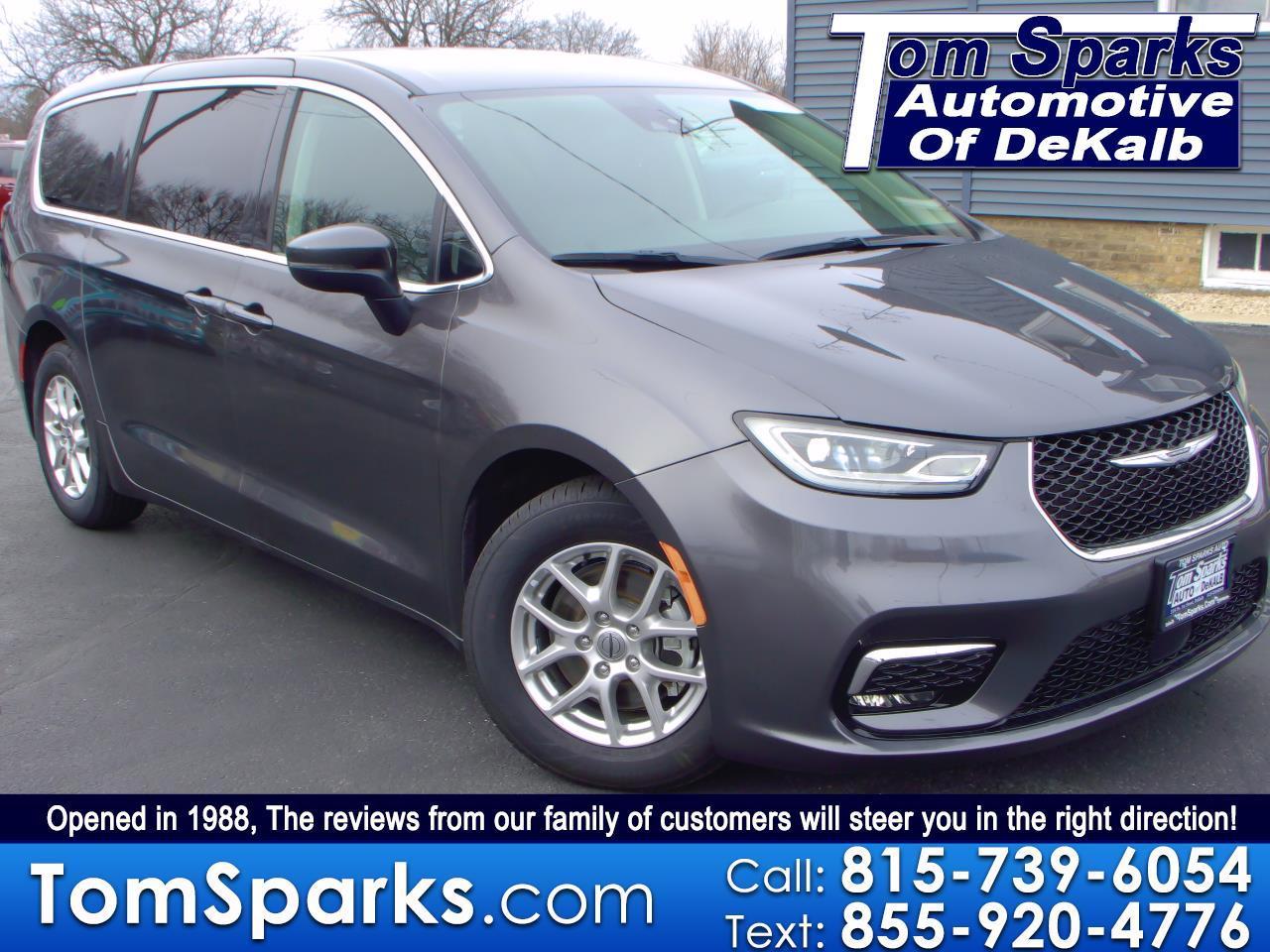 2023 Chrysler Pacifica Touring L FWD
