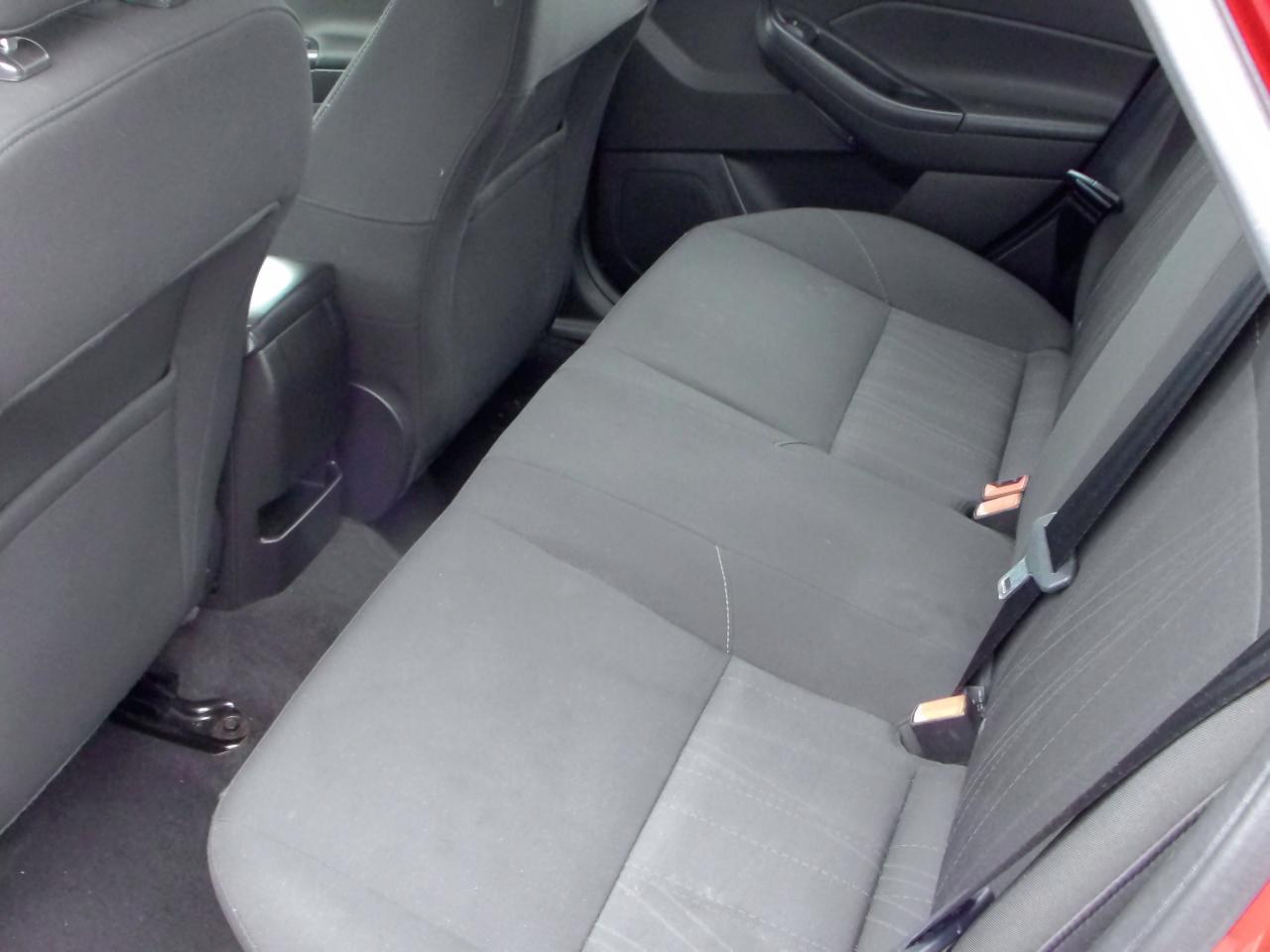 Ford Focus SE Sedan 2017