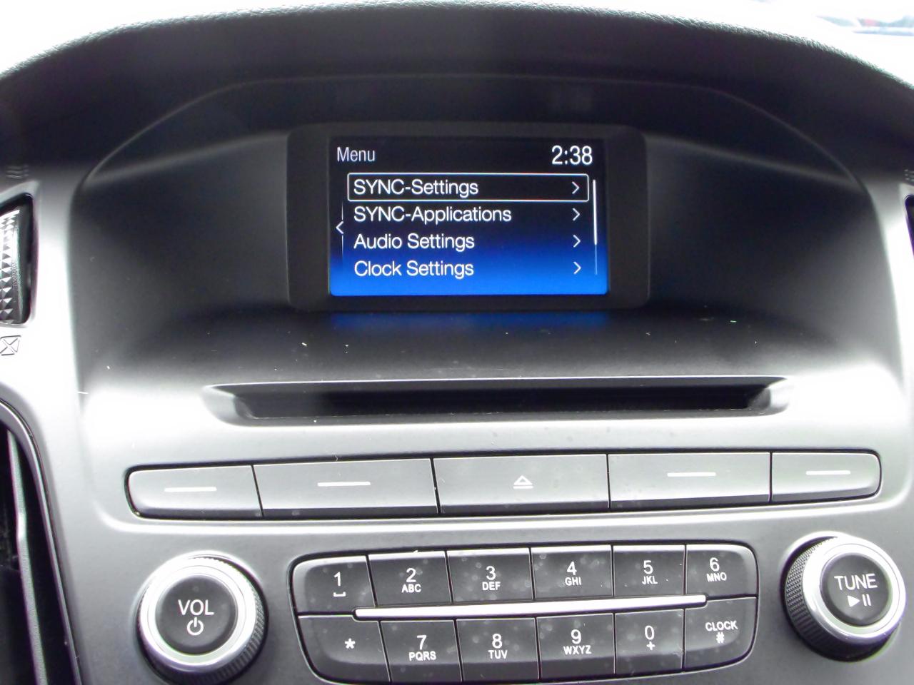 Ford Focus SE Sedan 2017