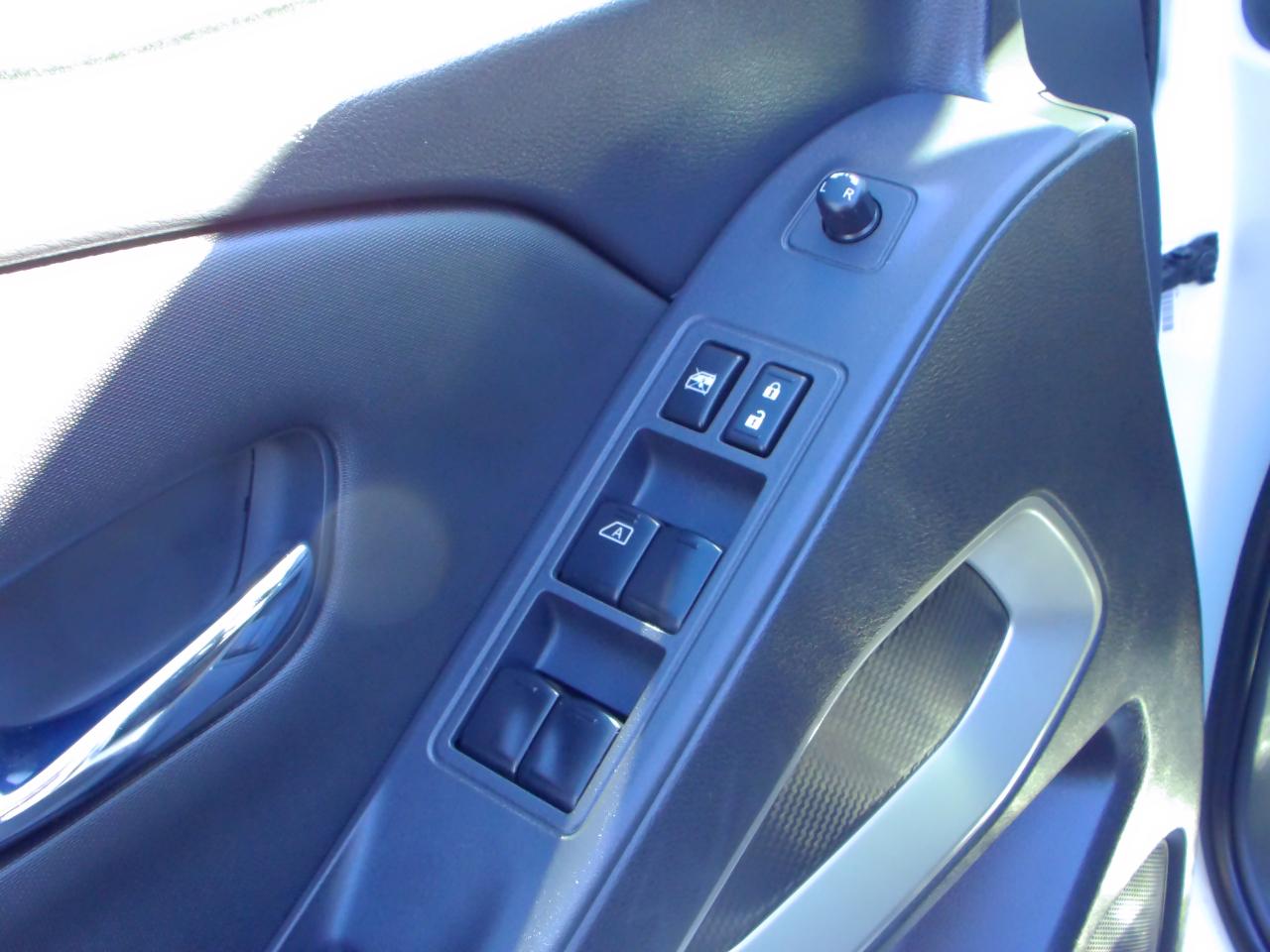 Nissan Frontier Crew Cab 4x4 SV Auto 2023