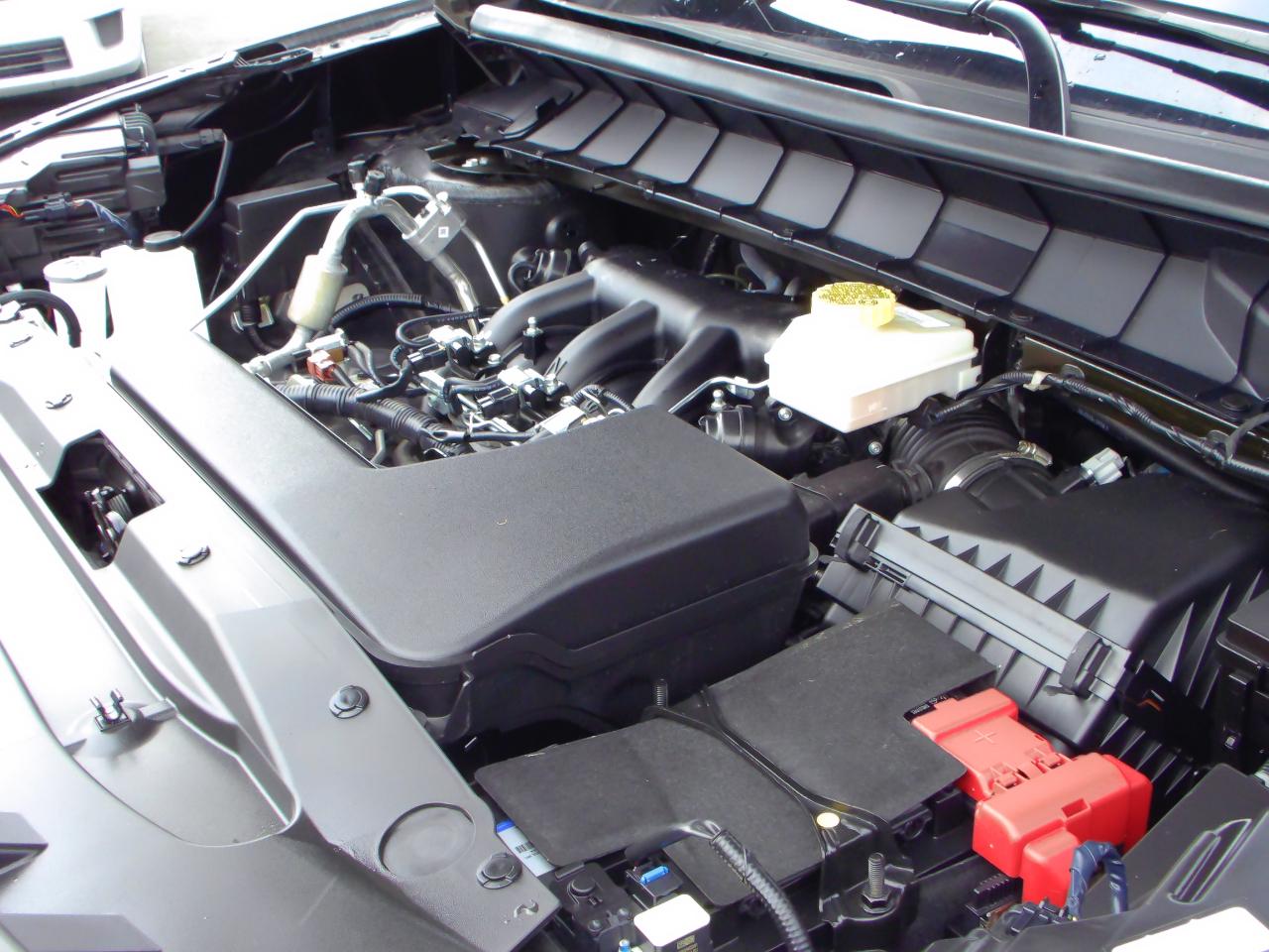 Nissan Pathfinder SV 4WD 2025