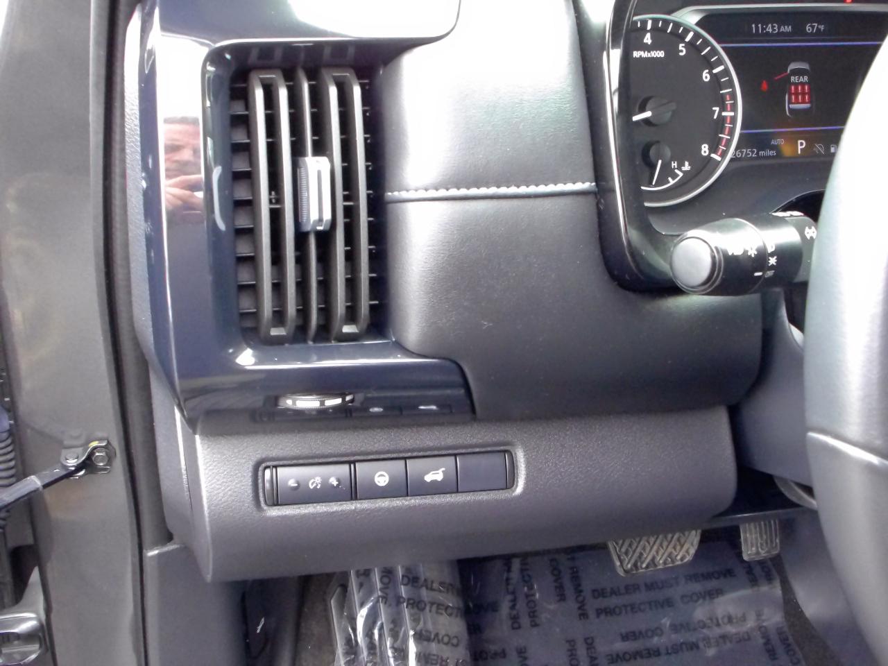 Nissan Pathfinder SV 4WD 2025