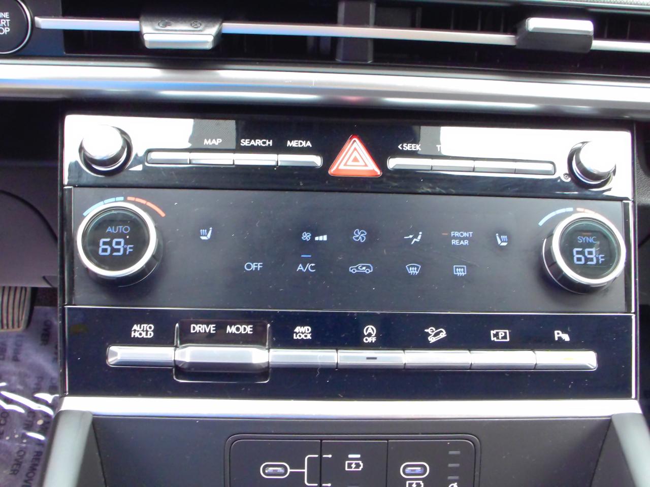 Hyundai Santa Fe SEL AWD 2025