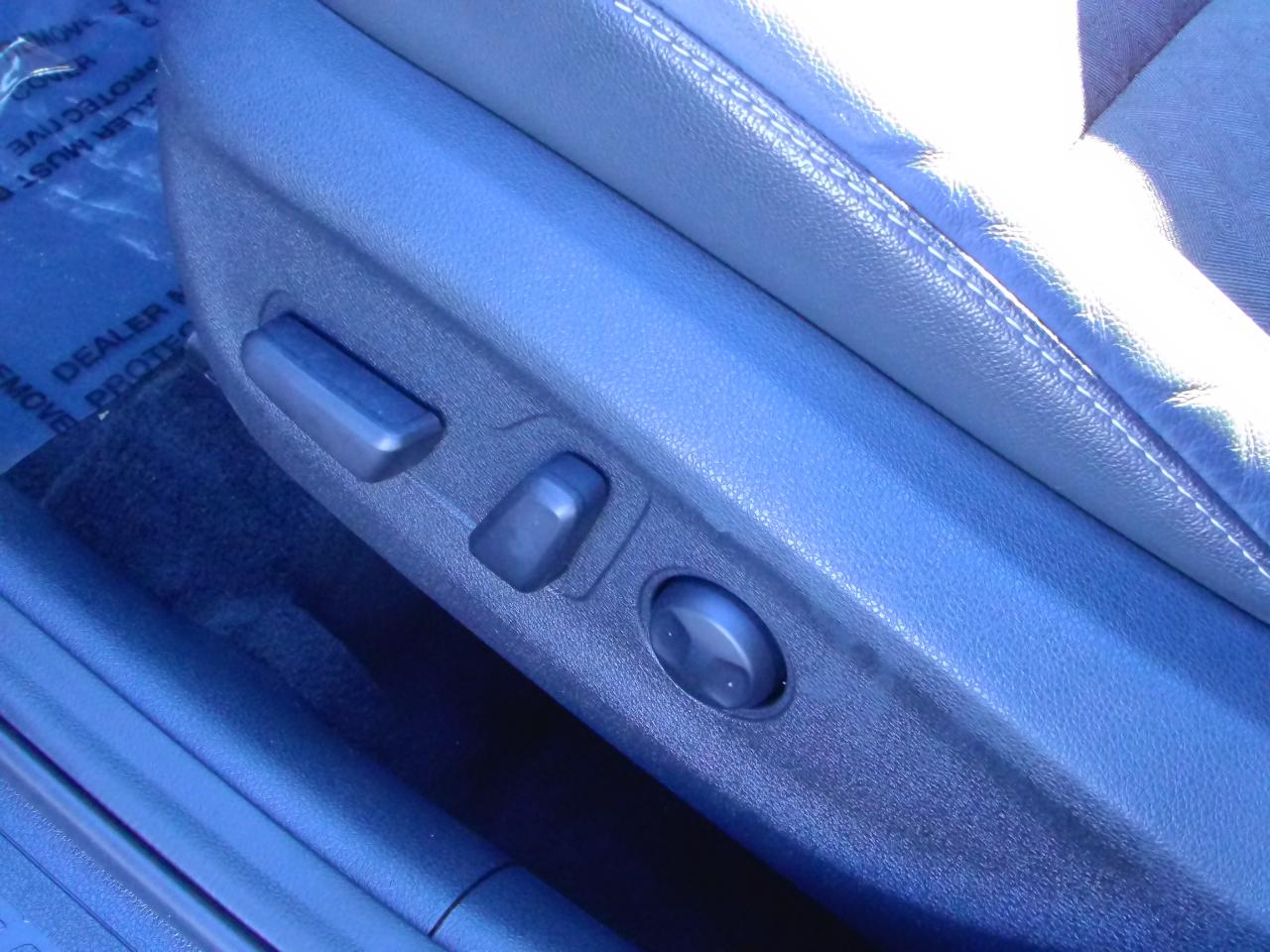 Kia Niro Plug-In Hybrid EX FWD 2020