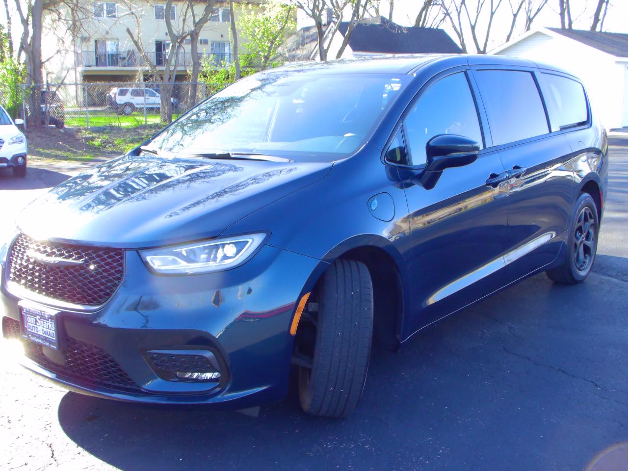 Chrysler Pacifica Hybrid Touring L FWD 2022