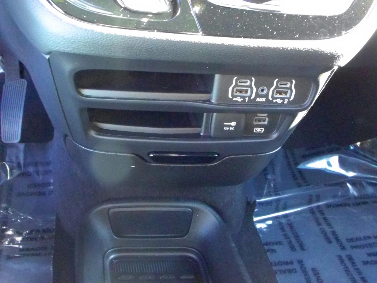 Chrysler Pacifica Hybrid Touring L FWD 2022