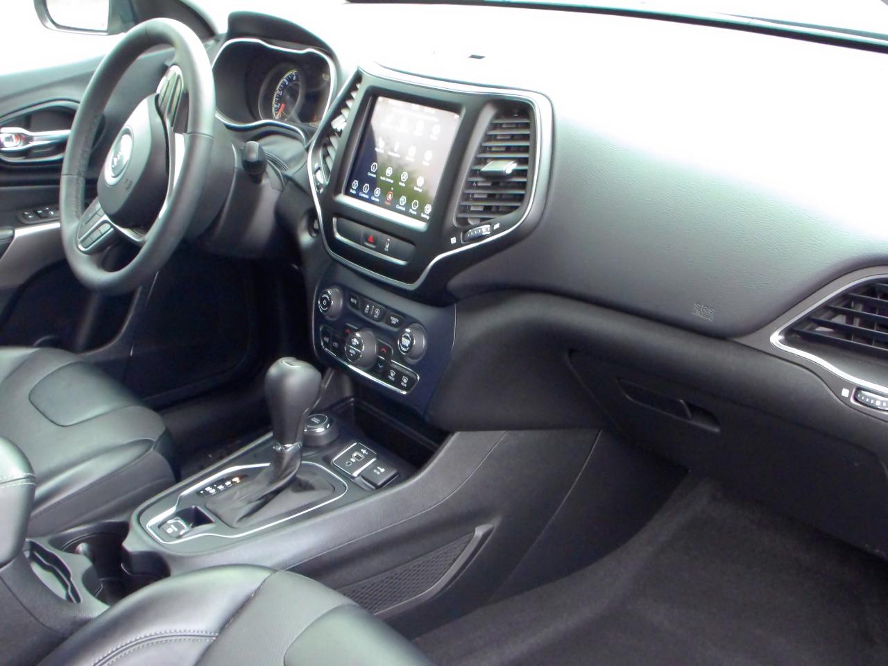 Jeep Cherokee Latitude Lux 4x4 2022