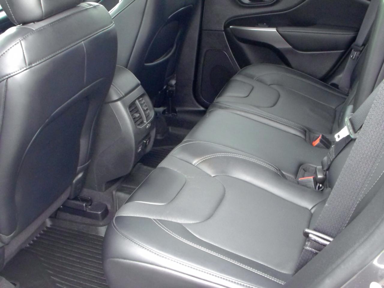 Jeep Cherokee Latitude Lux 4x4 2022