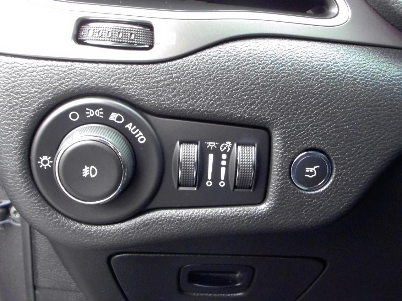 Jeep Cherokee Latitude Lux 4x4 2022