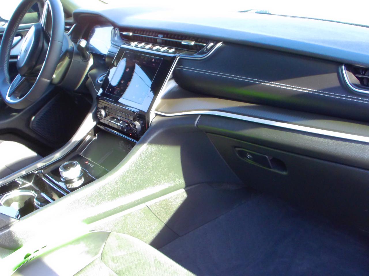 Jeep Grand Cherokee Altitude 4x4 2023