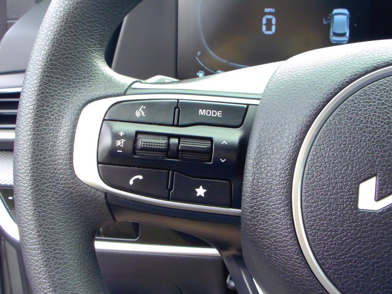 Kia Sportage LX FWD 2025