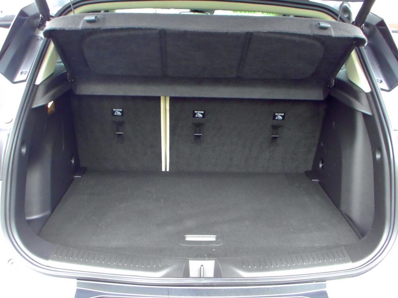 Buick Encore GX FWD 4dr Essence 2023