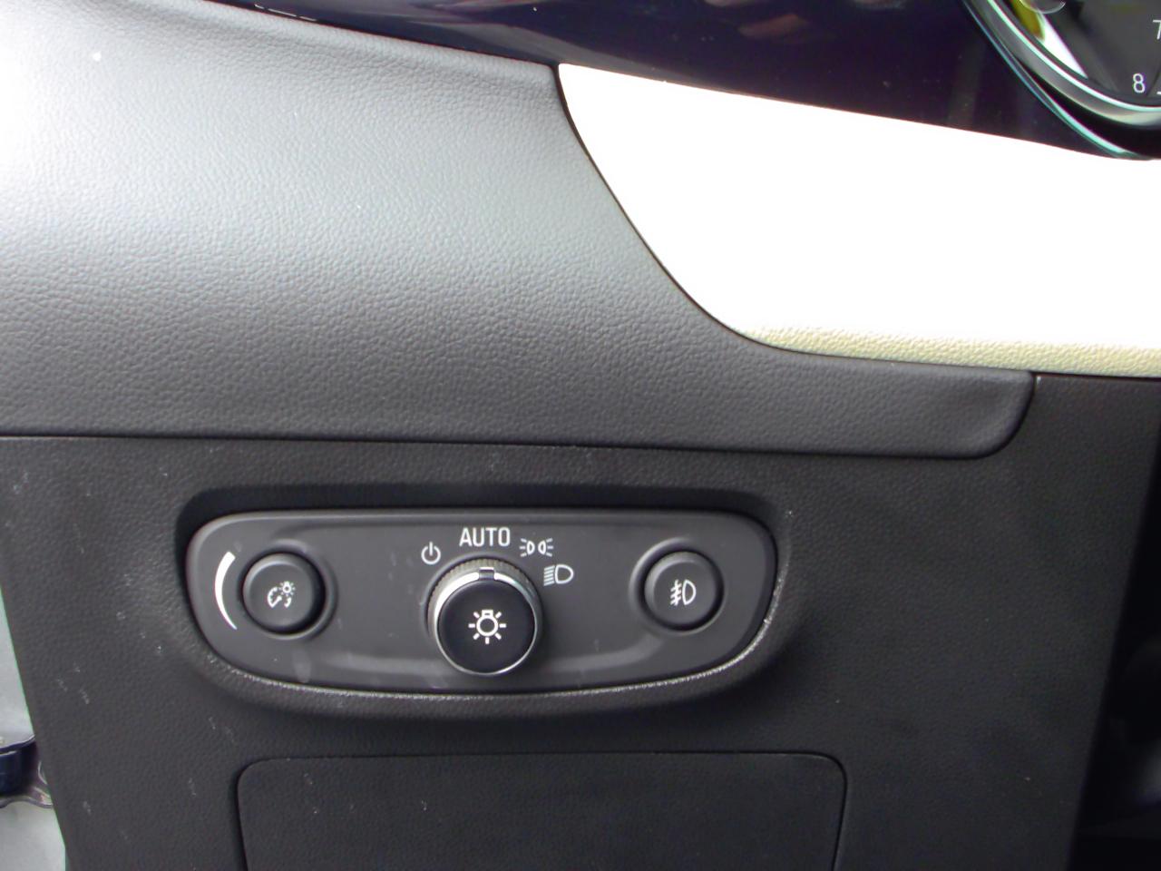 Buick Encore GX FWD 4dr Essence 2023
