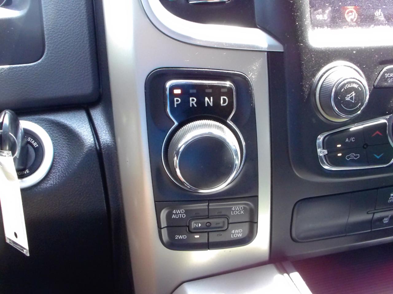 RAM 1500 Big Horn 4x4 Crew Cab 5'7" Box 2018