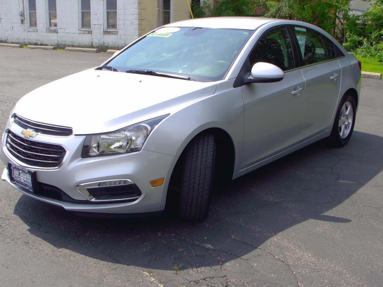 Chevrolet Cruze Limited 4dr Sdn Auto LT w/1LT 2016