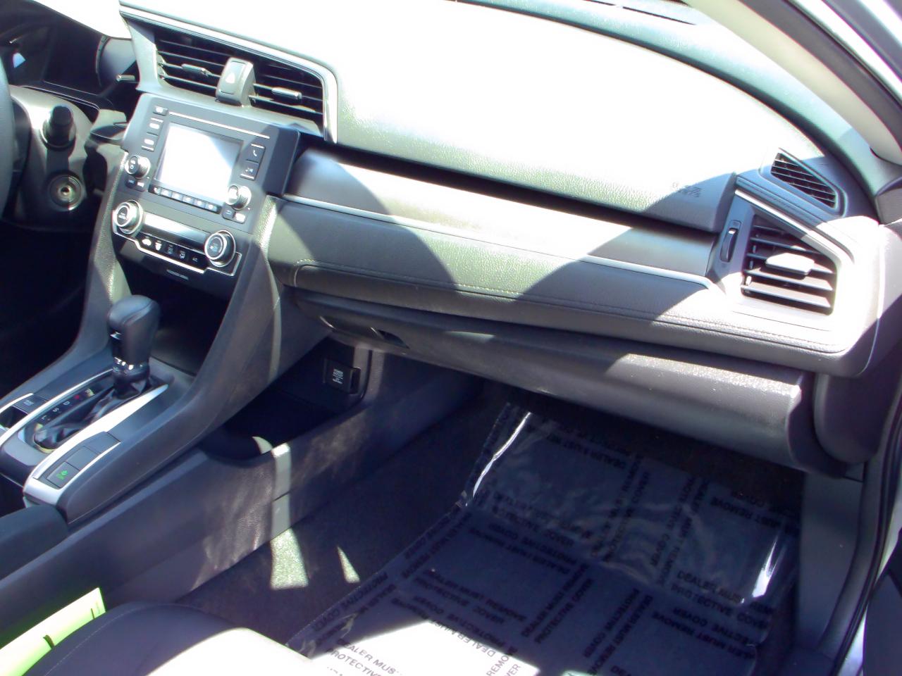 Honda Civic Sedan 4dr Auto LX 2016