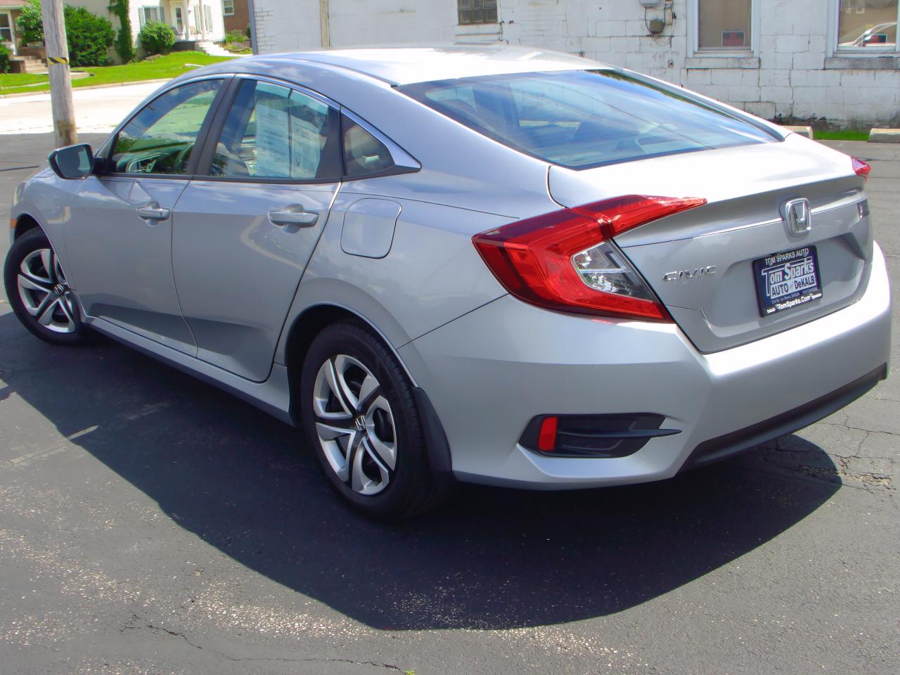 Honda Civic Sedan 4dr Auto LX 2016