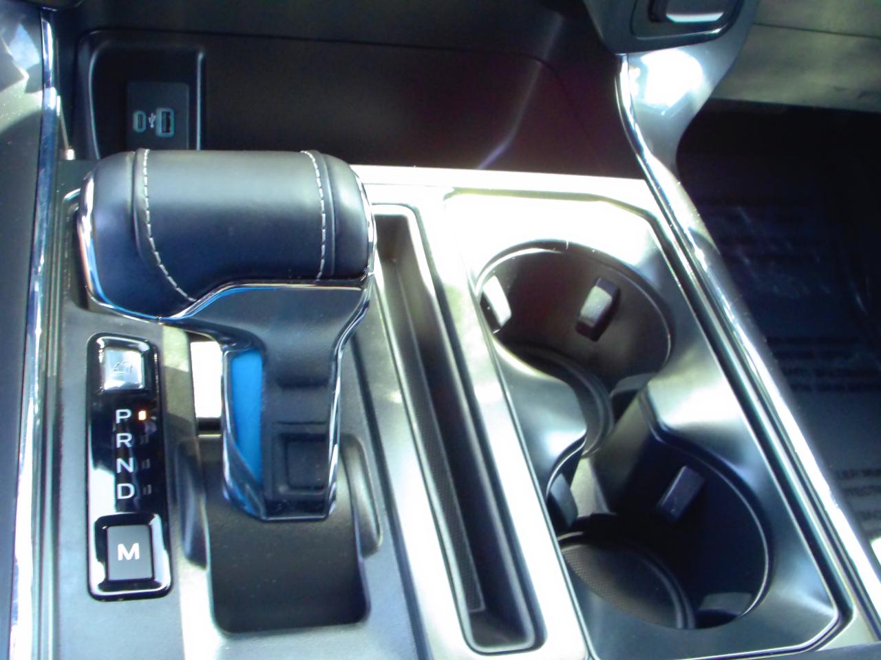 Ford F-150 XLT 4x4 SuperCrew 2023