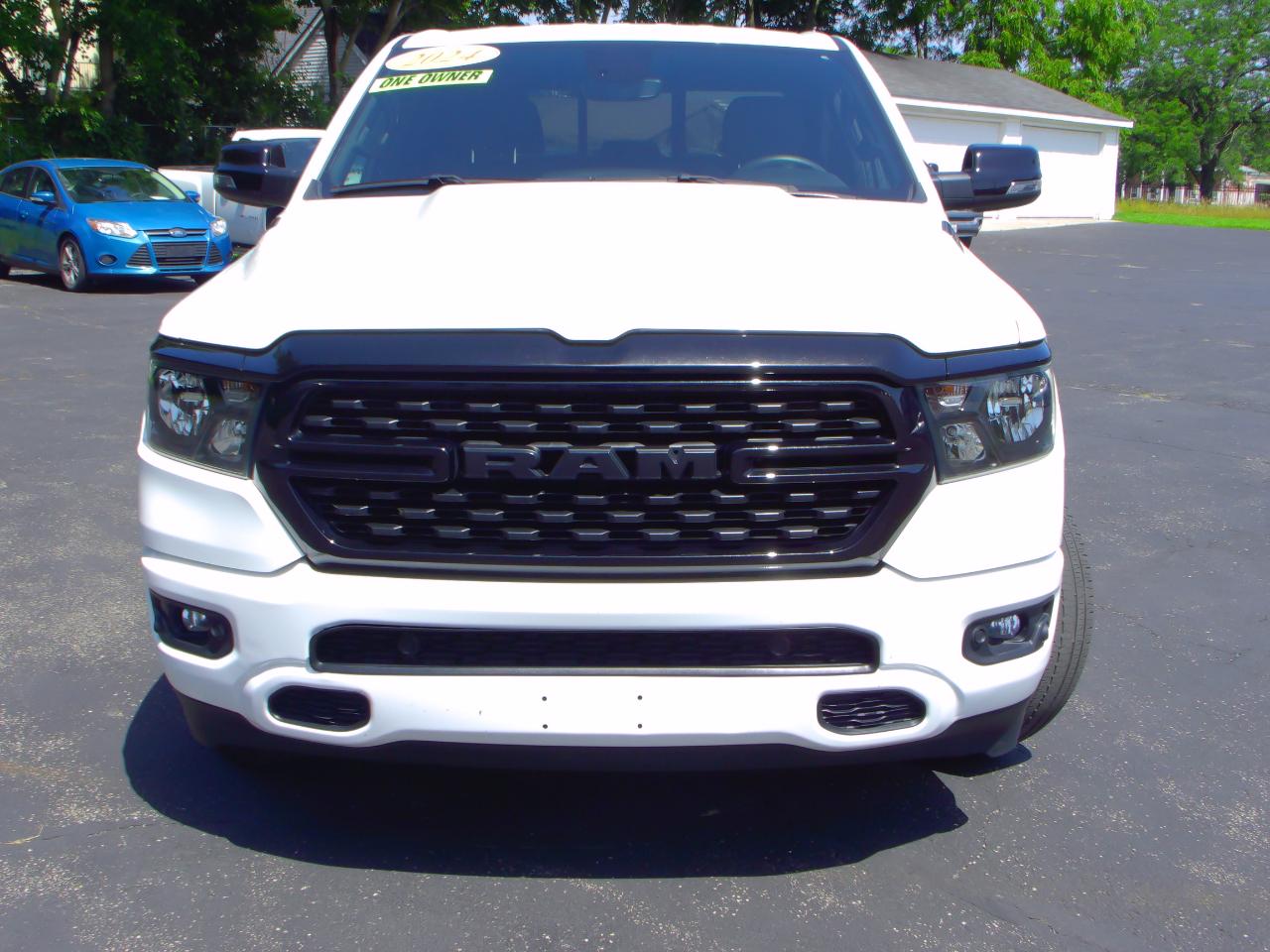RAM 1500 Big Horn 4x4 Crew Cab 5'7" Box 2024