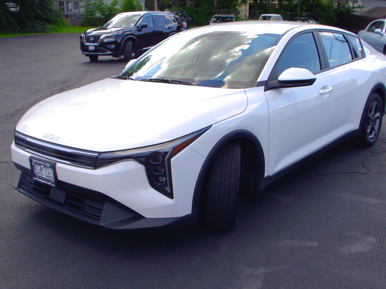 Kia K4 LXS FWD 2025