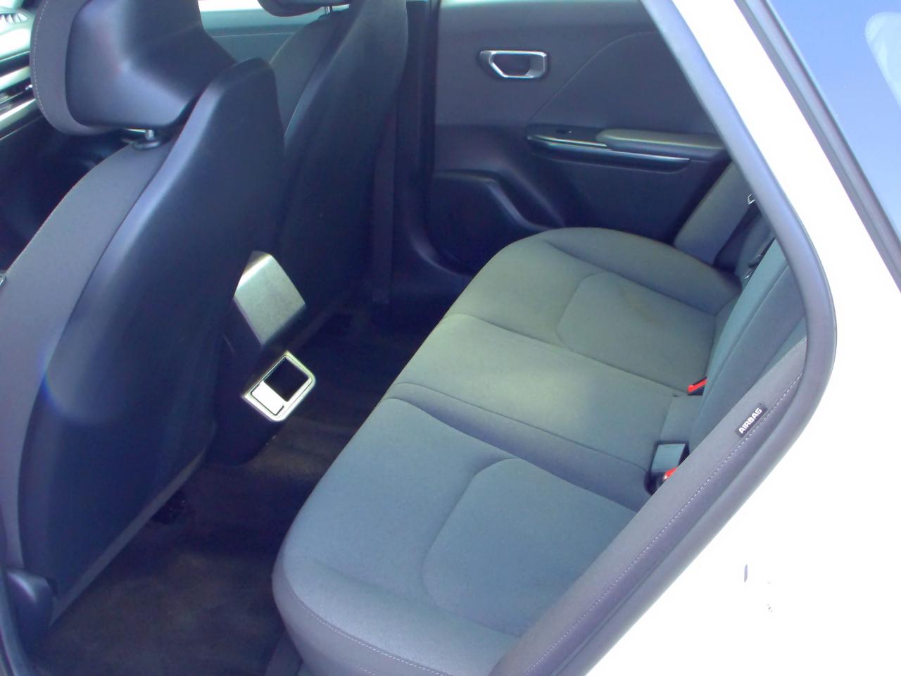 Kia K4 LXS FWD 2025
