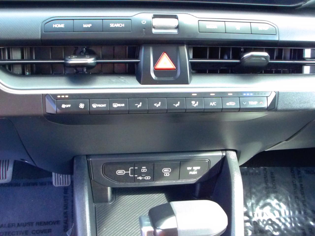 Kia K4 LXS FWD 2025
