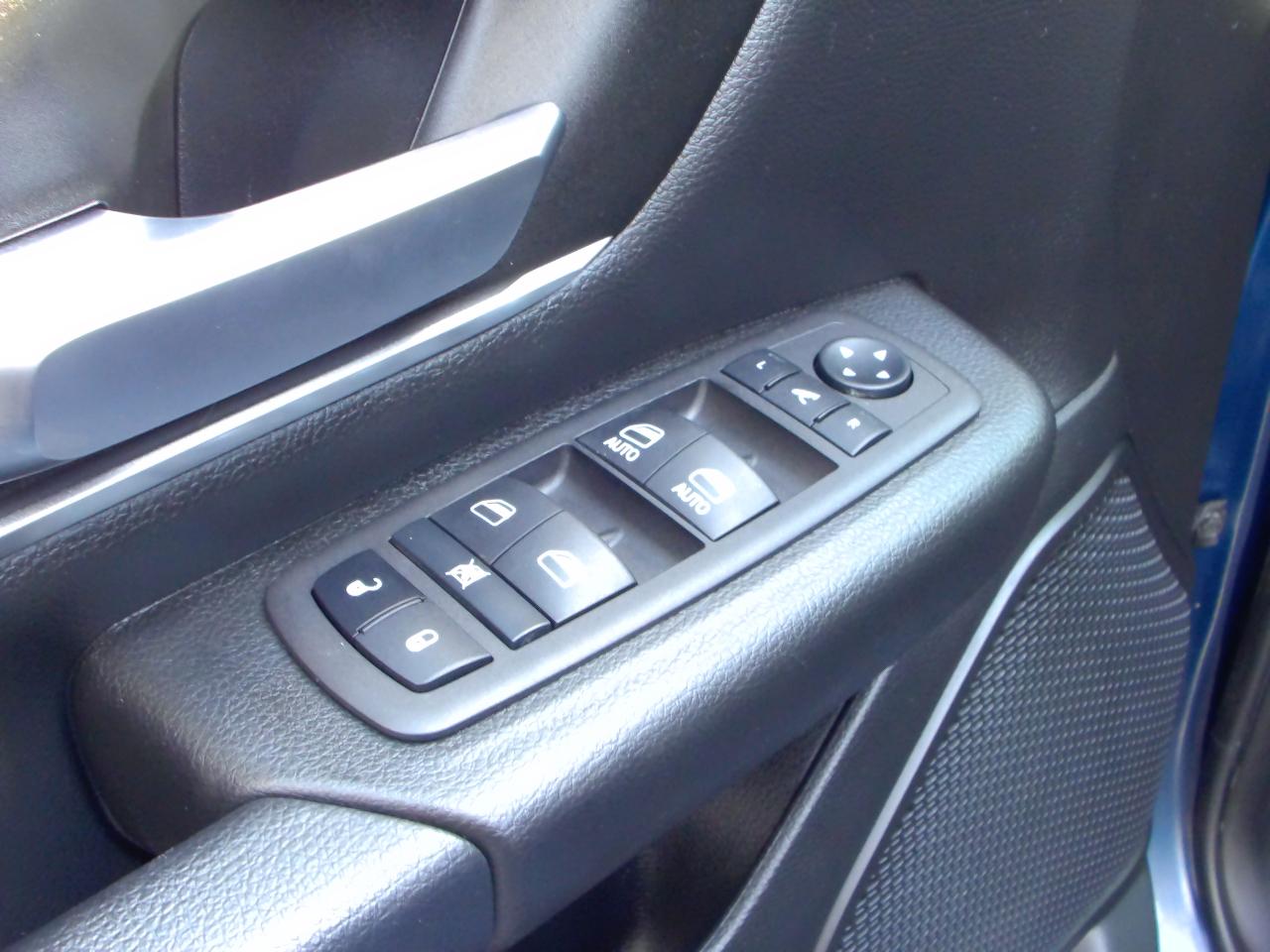 RAM 1500 Big Horn 4wd Quad Cab 2023