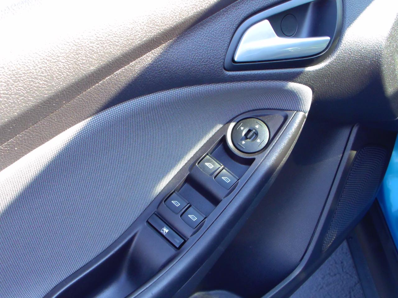 Ford Focus 5dr HB SE 2014