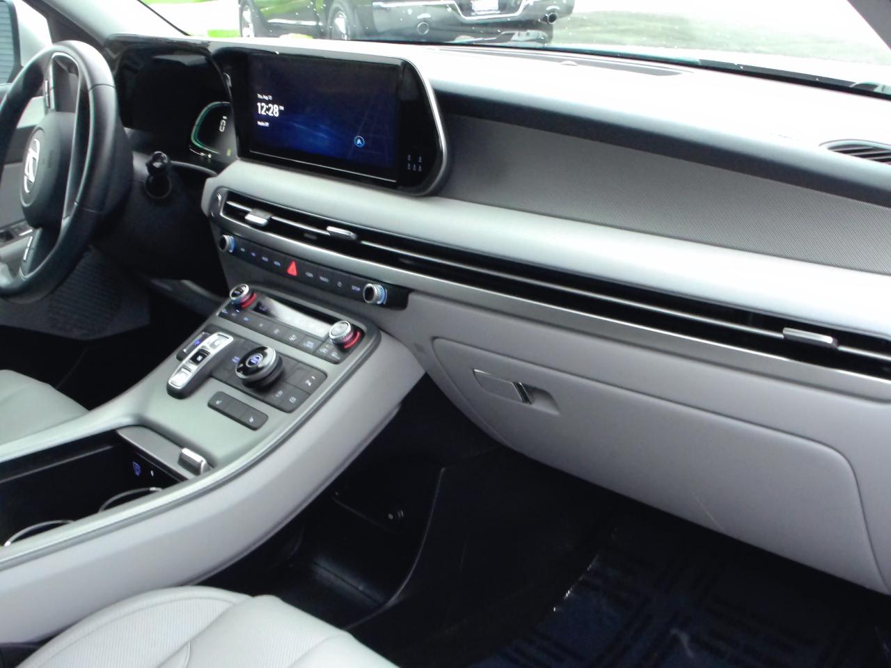 Hyundai Palisade SEL FWD 2025