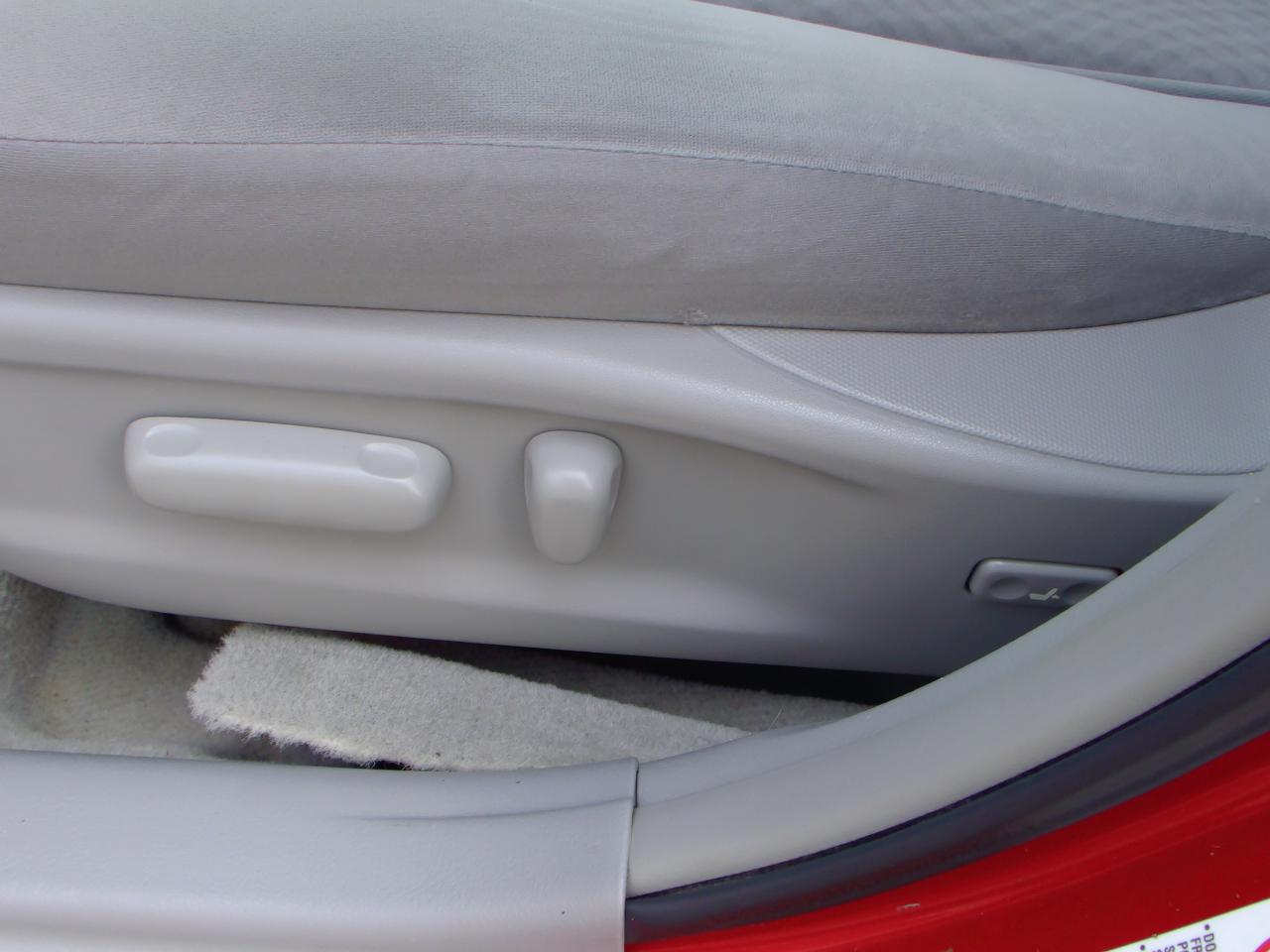 Toyota Camry LE 2011