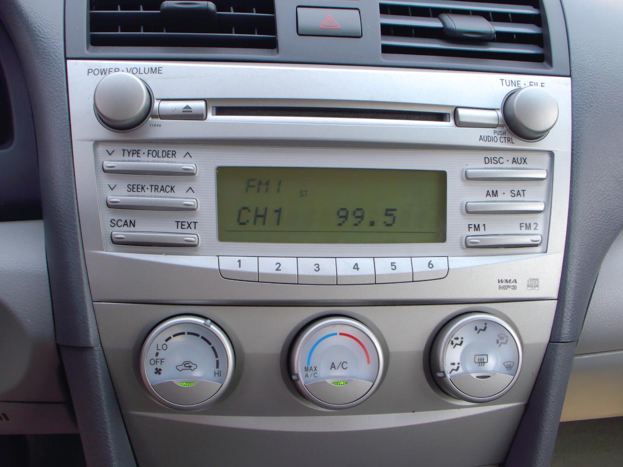 Toyota Camry LE 2011