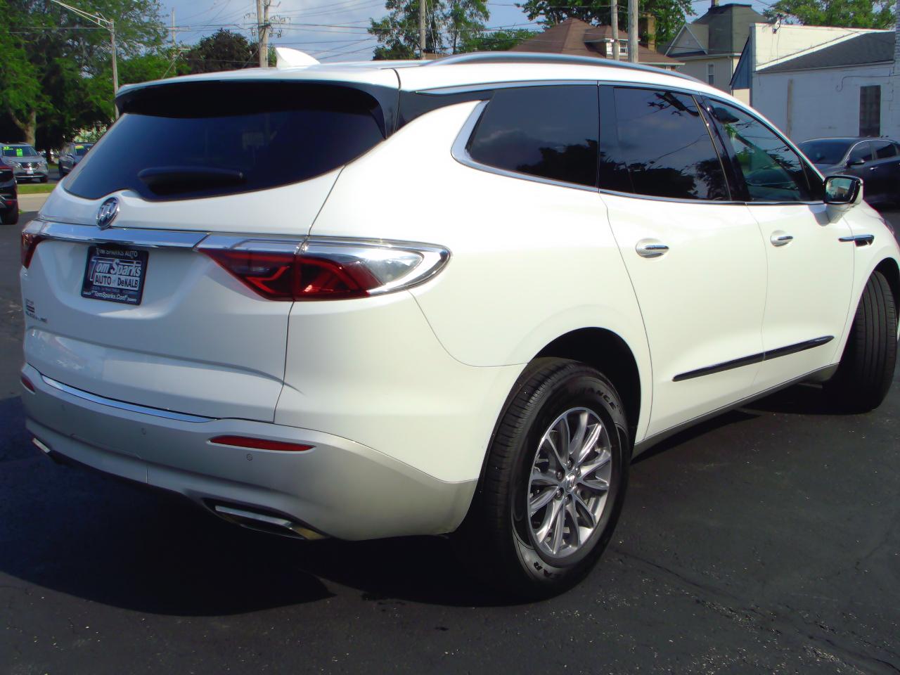Buick Enclave Essence 2024