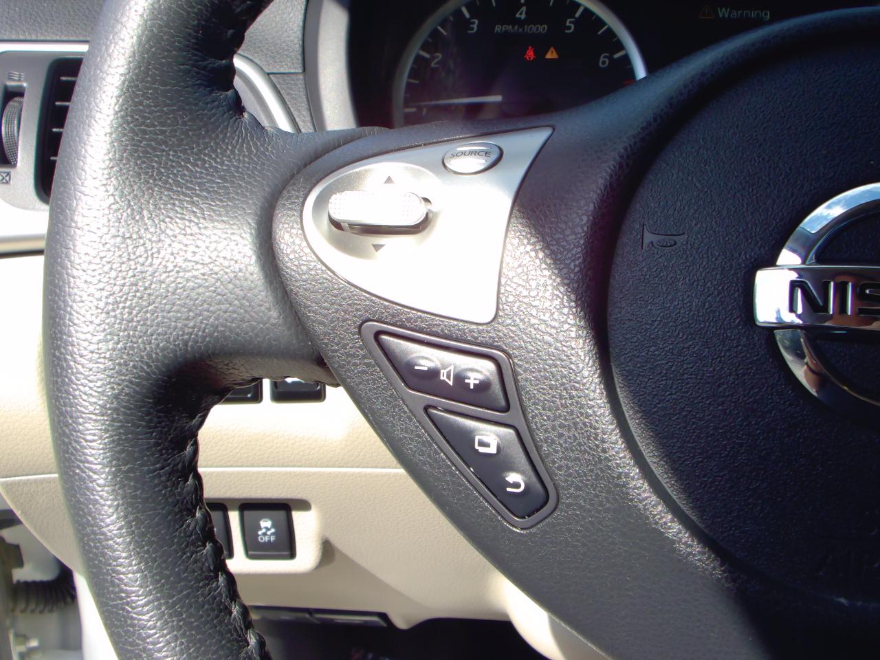 Nissan Sentra SV CVT 2017