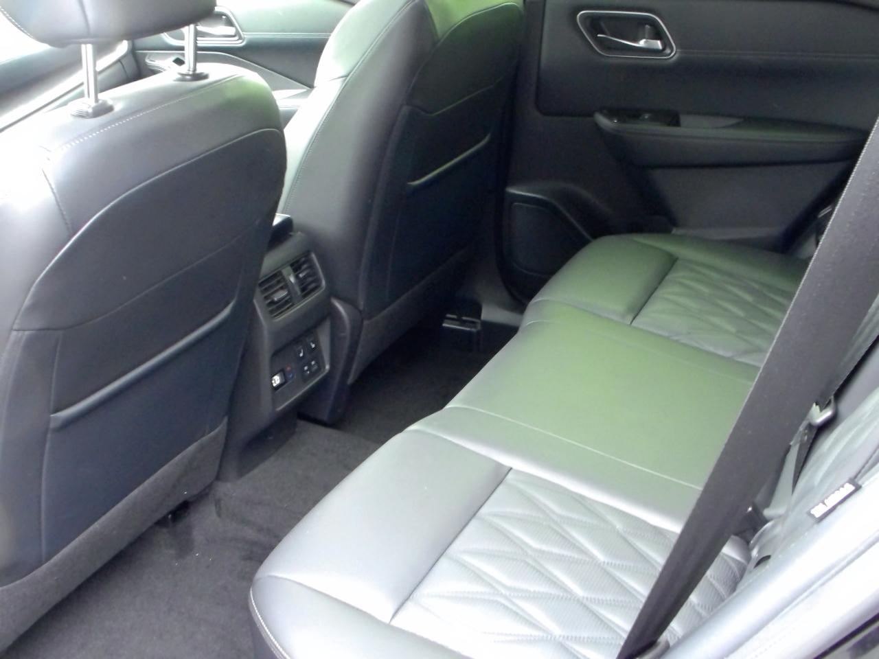 Nissan Rogue AWD Platinum 2023