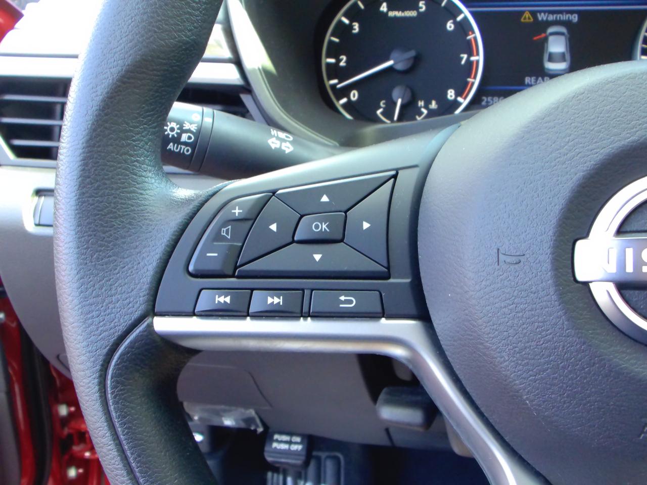 Nissan Altima 2.5 SV Sedan 2024