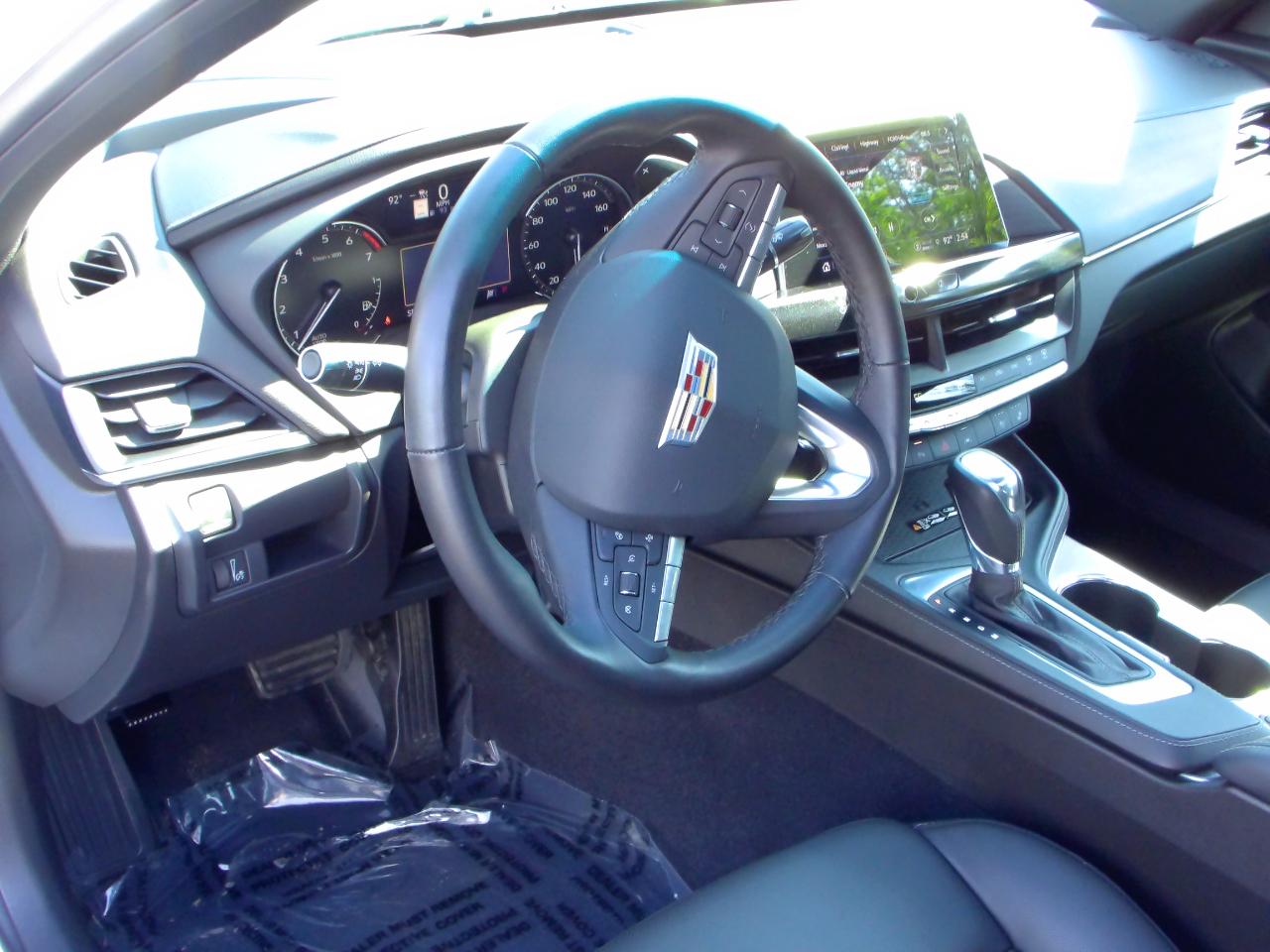 Cadillac CT4 4dr Sdn Premium Luxury 2025