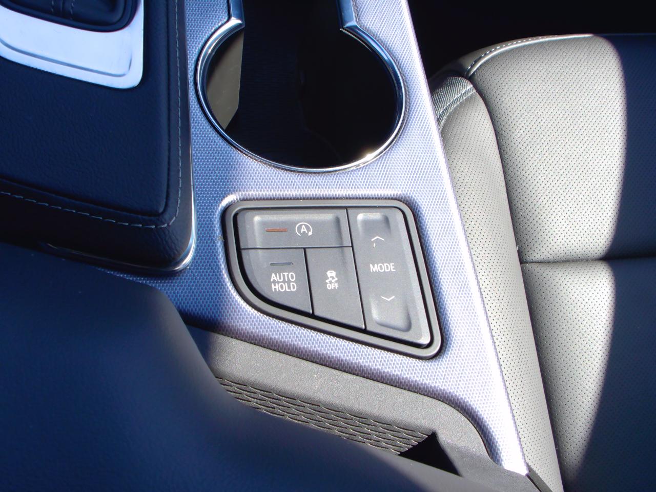 Cadillac CT4 4dr Sdn Premium Luxury 2025